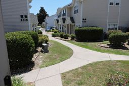 614 3rd Ave. S photo 4