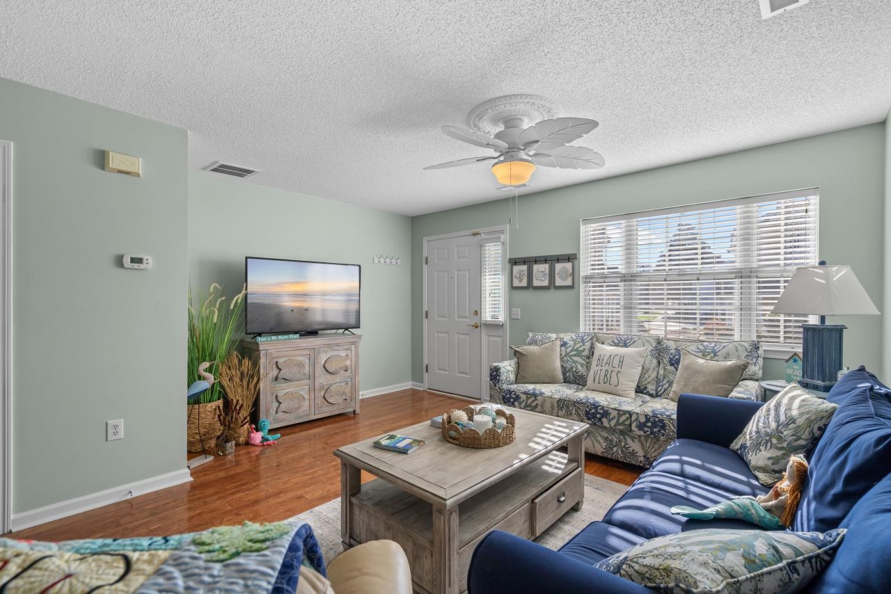 614 3rd Ave. S Photo 6