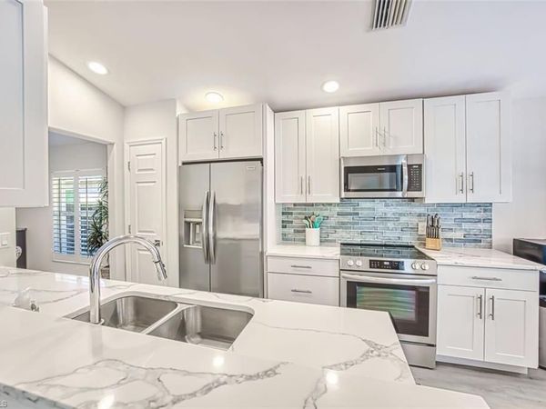 9940 Horse Creek RD, FORT MYERS, FL 33913