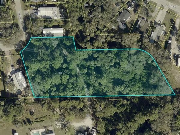 Moonrise CT, BONITA SPRINGS, FL 34135