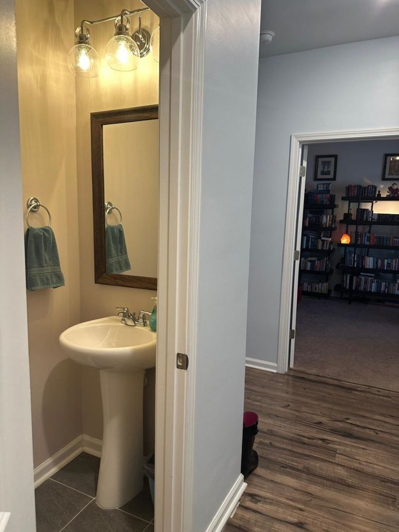 4940 Sandlewood Dr. Photo 5