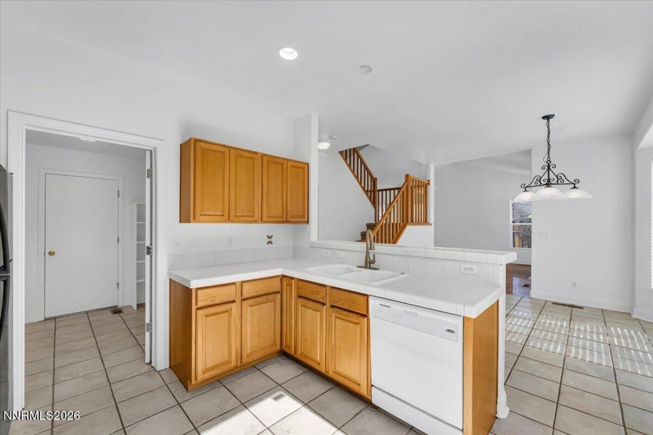 7655 Los Lagos Avenue, Sparks, NV 89436 Photo