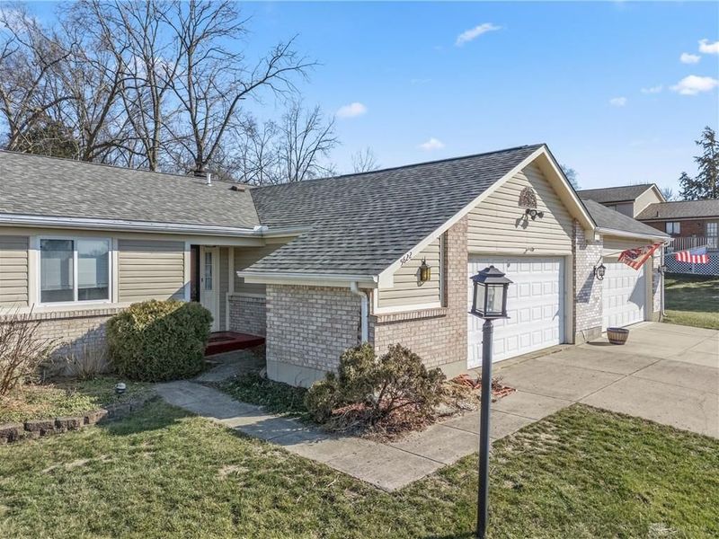 5622 Harlamert Drive, Dayton, OH 45449 Photo 3