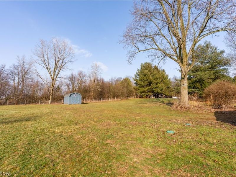 6167 Redford Road NW, North Canton, OH 44720 Photo 35