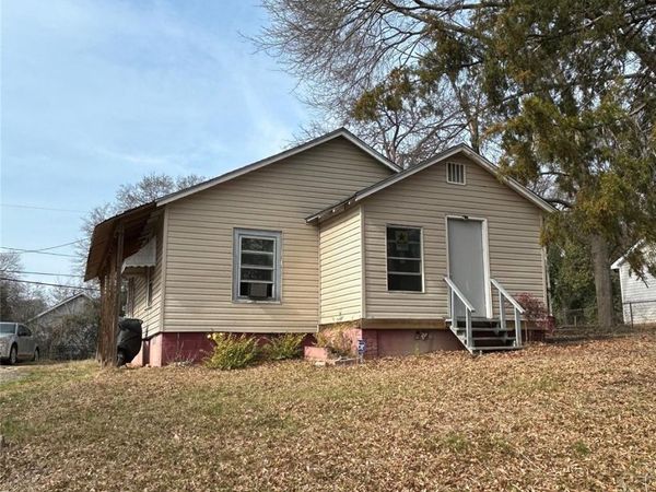 2525 Propst Street , Gastonia, NC 28056