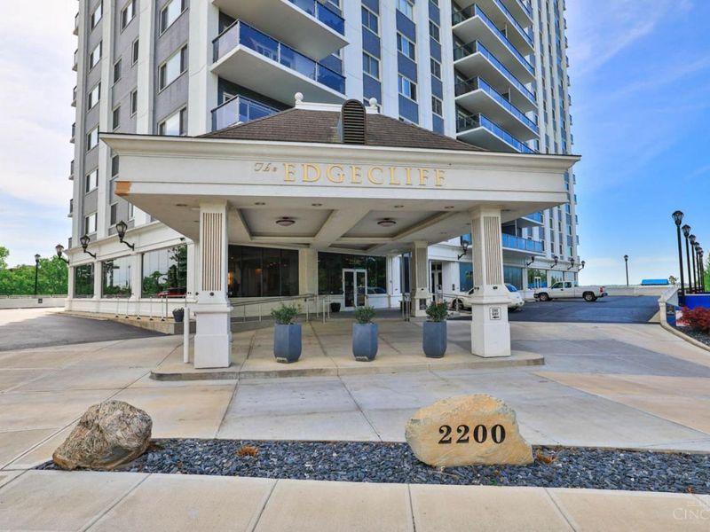 2200 Victory Parkway, Unit 2304, Cincinnati, OH 45206 Photo 1
