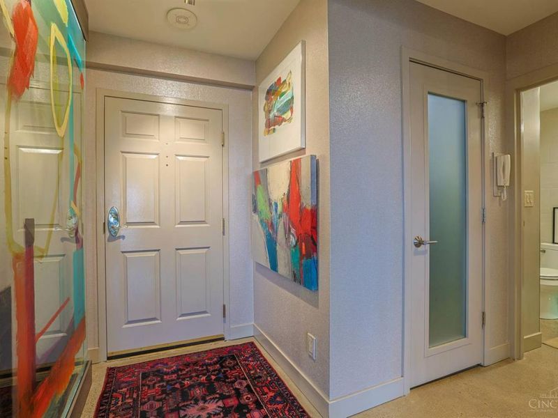 2200 Victory Parkway, Unit 2304, Cincinnati, OH 45206 Photo 2