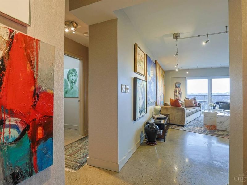 2200 Victory Parkway, Unit 2304, Cincinnati, OH 45206 Photo 3