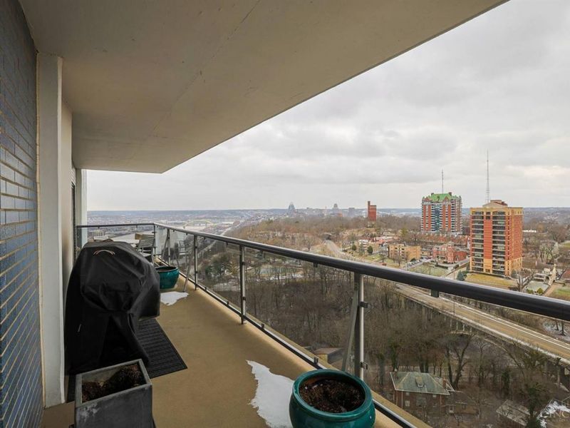 2200 Victory Parkway, Unit 2304, Cincinnati, OH 45206 Photo 30