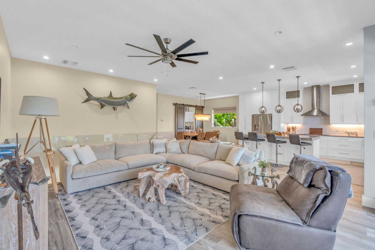 145 Venetian Drive, Islamorada, FL 33036 Photo