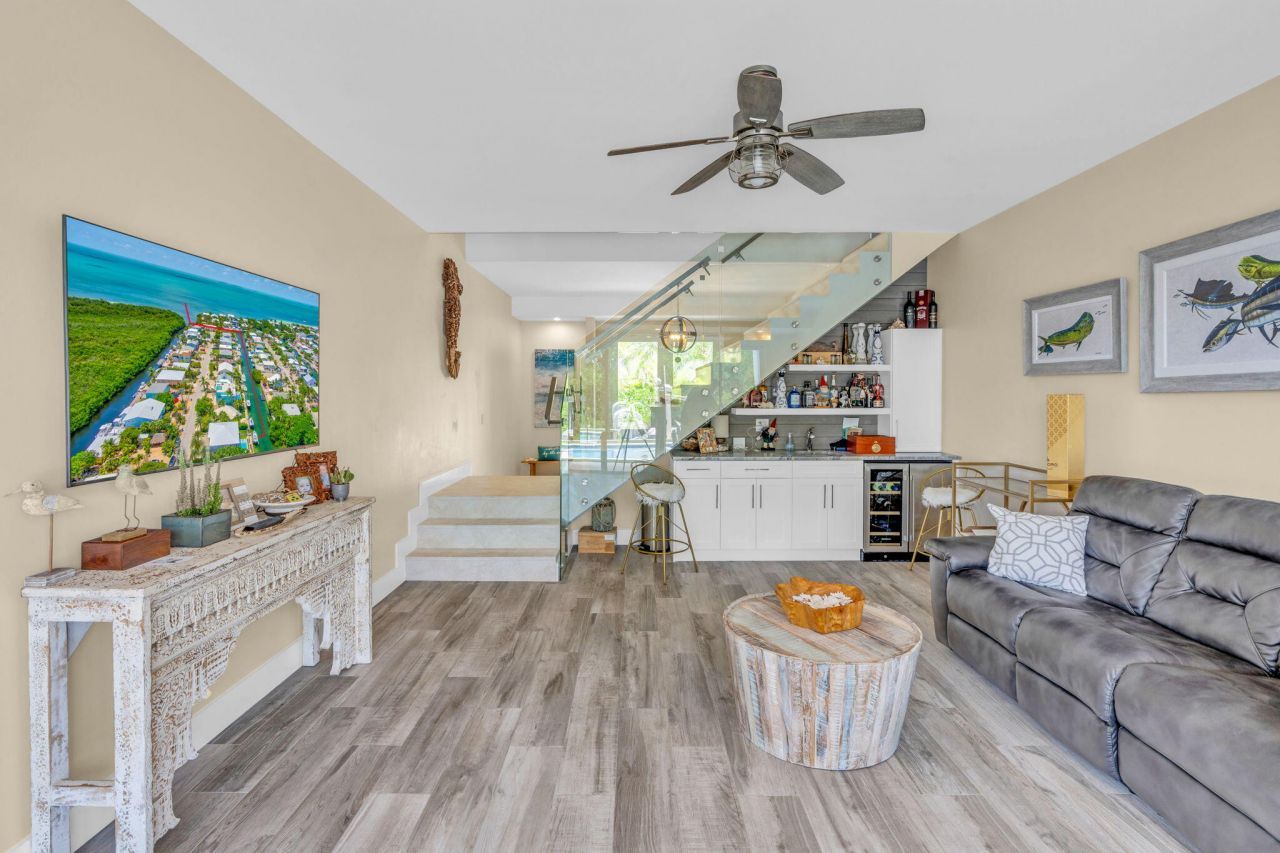 145 Venetian Drive, Islamorada, FL 33036 Photo