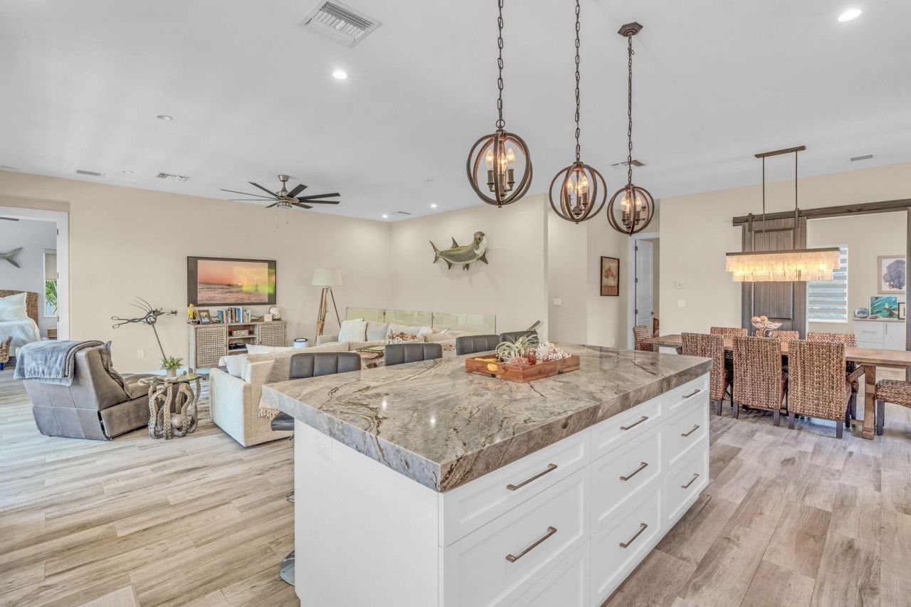 145 Venetian Drive, Islamorada, FL 33036 Photo