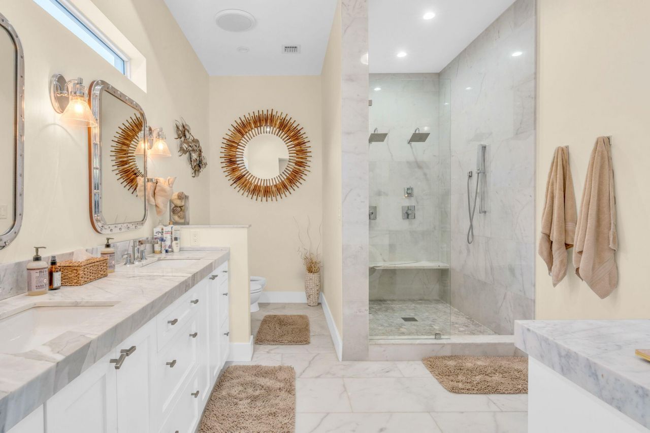 145 Venetian Drive, Islamorada, FL 33036 Photo