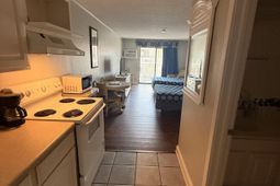 1207 S Ocean Blvd. photo 4