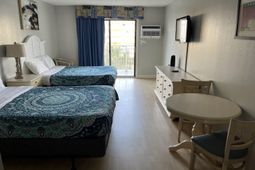 1207 S Ocean Blvd.  photo 4