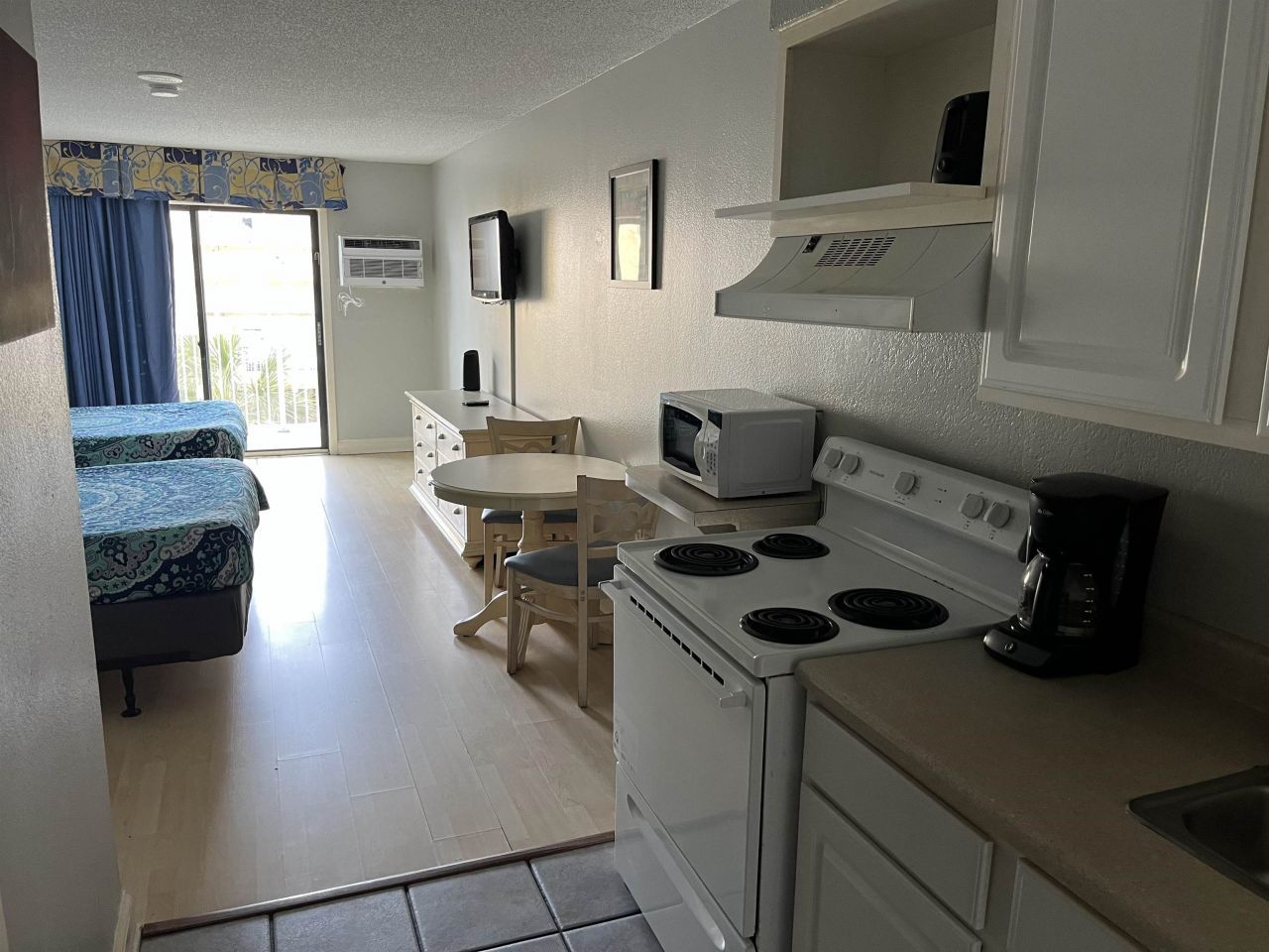 1207 S Ocean Blvd.  Photo 9