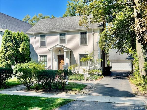 488 Vinewood Avenue , Birmingham, MI 48009