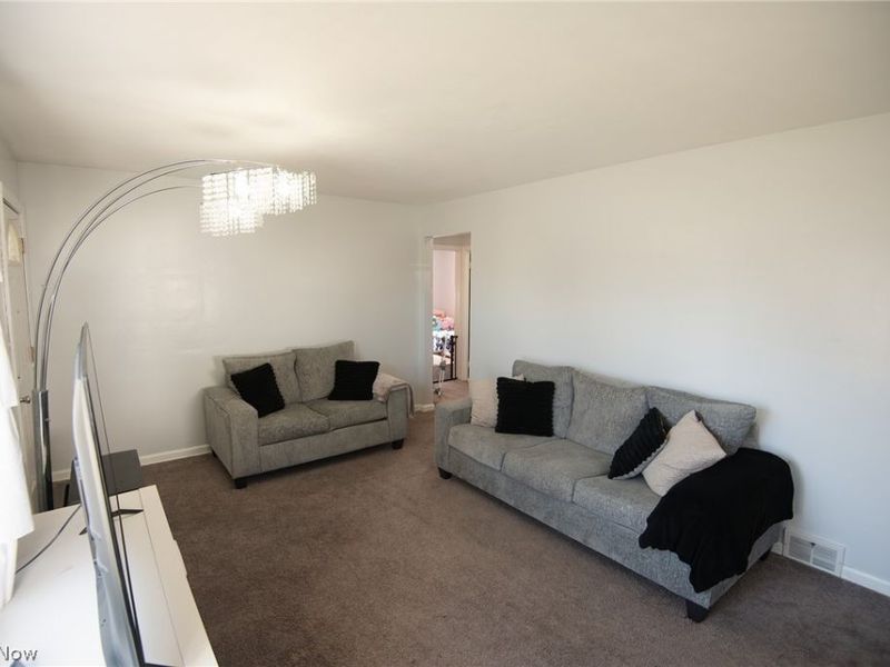 116 Dehoff Drive , Youngstown, OH 44515 Photo 2