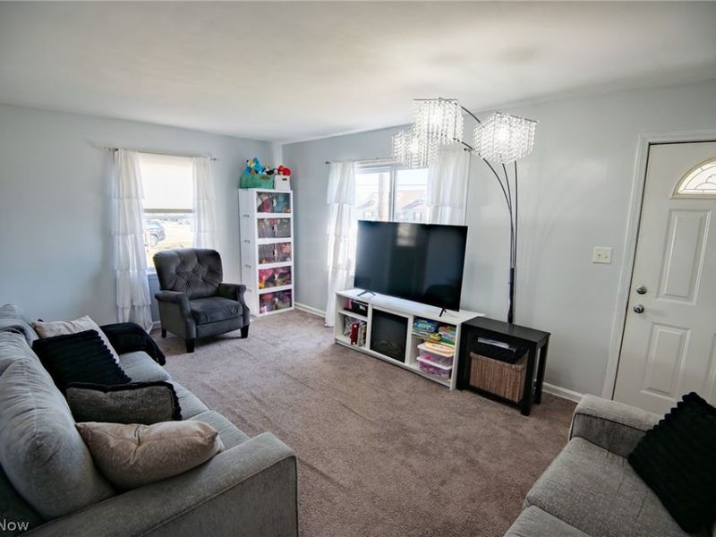 116 Dehoff Drive , Youngstown, OH 44515 Photo 4