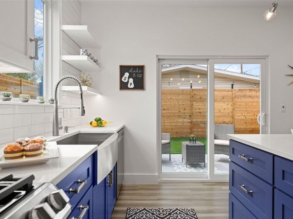 2102 E 2nd ST, Unit 2, Austin, TX 78702