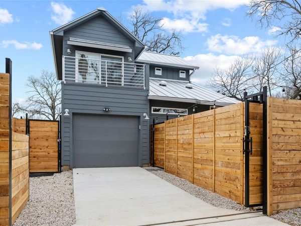 2102 E 2nd ST , Unit 2, Austin, TX 78702