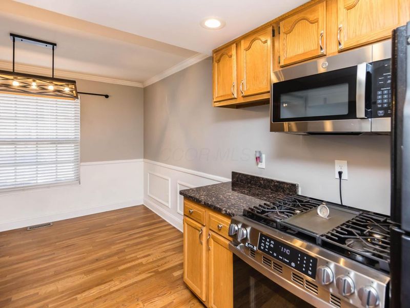 2559 Olde Hill Court S, Columbus, OH 43221 Photo 10