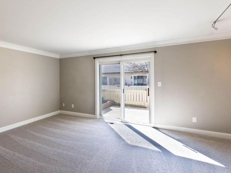 2559 Olde Hill Court S, Columbus, OH 43221 Photo 14