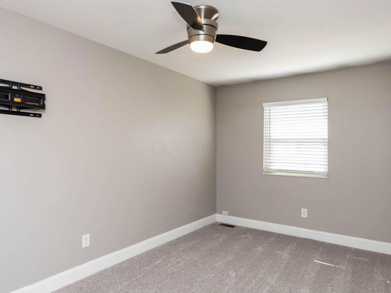 2559 Olde Hill Court S, Columbus, OH 43221 Photo 21