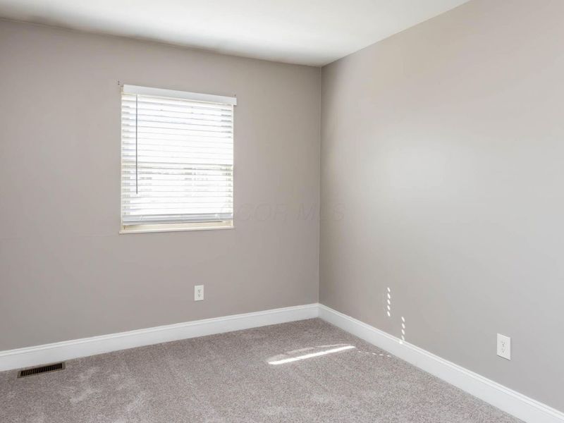 2559 Olde Hill Court S, Columbus, OH 43221 Photo 23