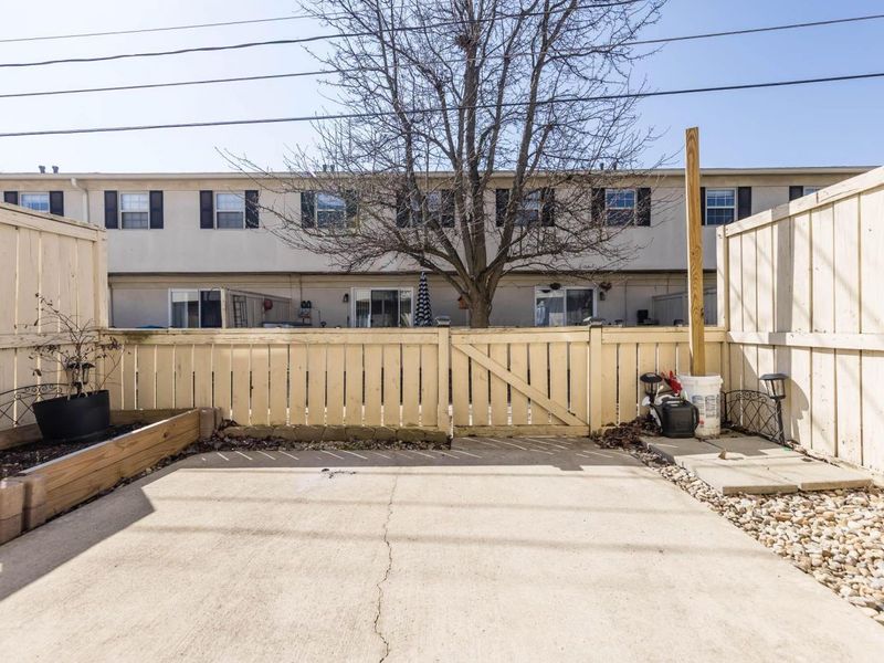 2559 Olde Hill Court S, Columbus, OH 43221 Photo 27