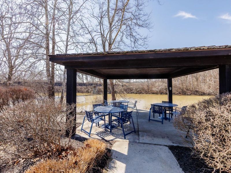 2559 Olde Hill Court S, Columbus, OH 43221 Photo 38