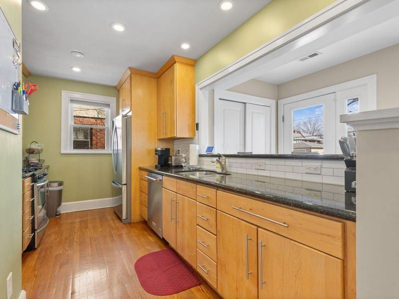 1411 Haines Avenue , Columbus, OH 43212 Photo 16