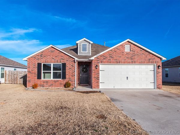 14129 N 74th East Avenue , Collinsville, OK 74021