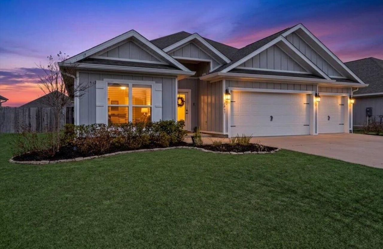 5997 Forest Bay Avenue, Gulf Breeze, FL 32563 Main Photo