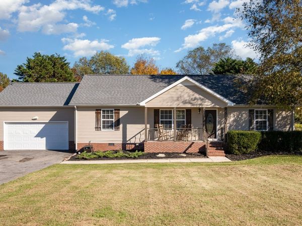 2916 Riley Creek Rd , Normandy, TN 37360