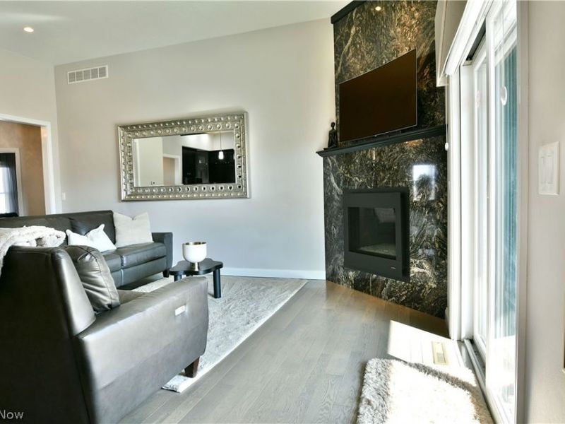 4885 Treeline Trail, New Middletown, OH 44442 Photo 12