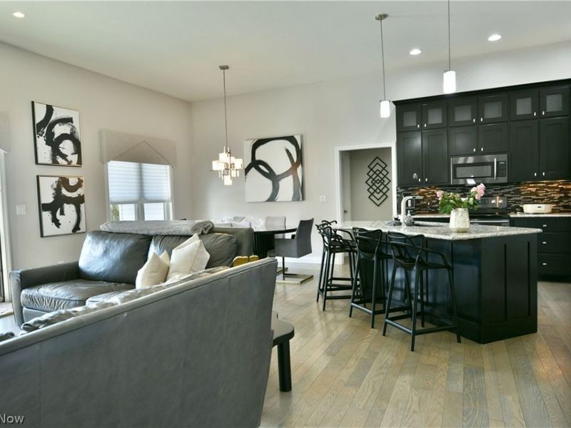 4885 Treeline Trail, New Middletown, OH 44442 Photo 9