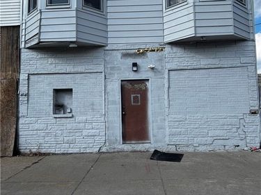 8413 Superior Avenue, Cleveland, OH 44103