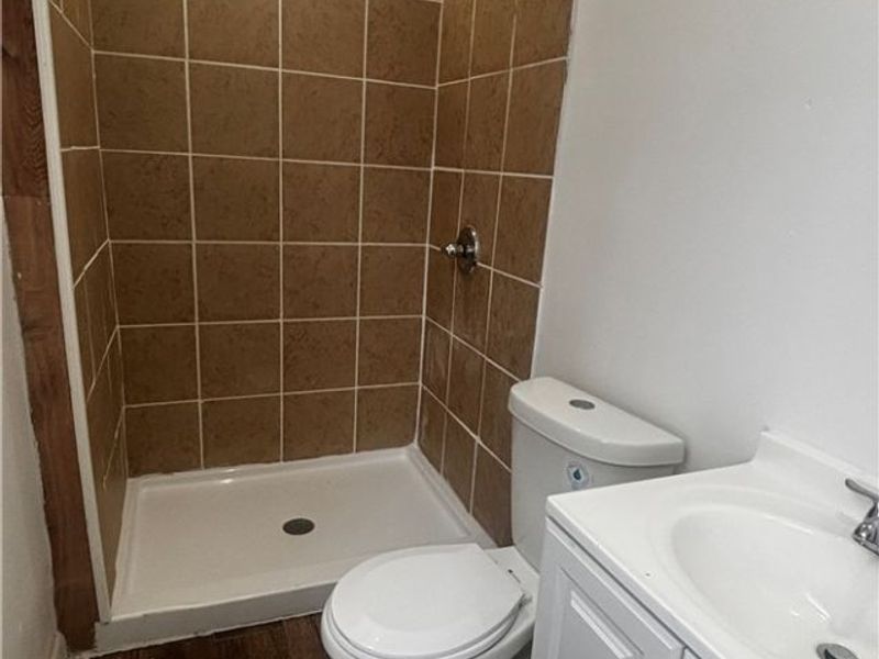 8413 Superior Avenue, Cleveland, OH 44103 Photo 19