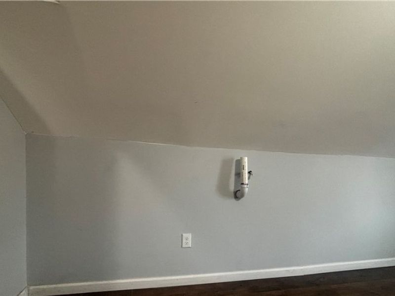 8413 Superior Avenue, Cleveland, OH 44103 Photo 32