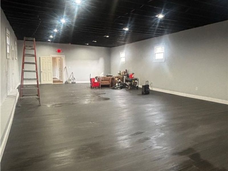 8413 Superior Avenue, Cleveland, OH 44103 Photo 36