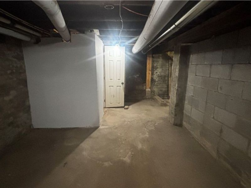 8413 Superior Avenue, Cleveland, OH 44103 Photo 43