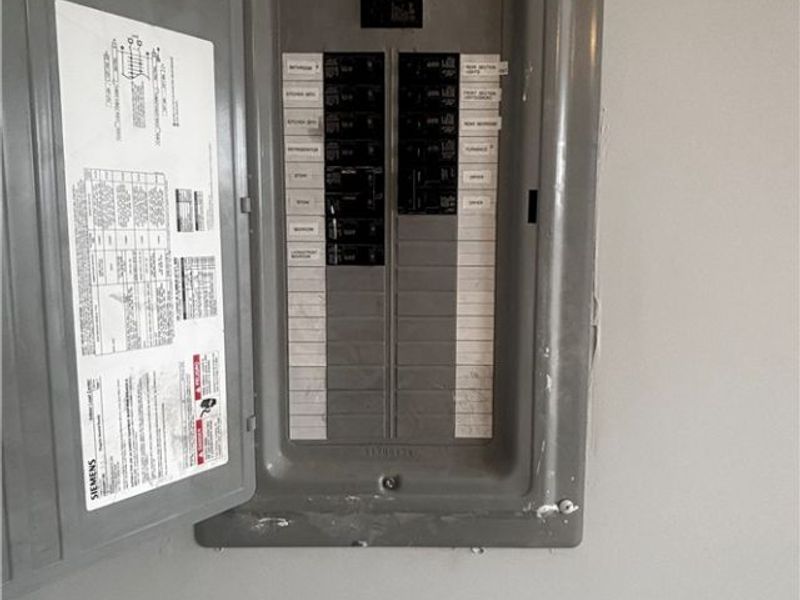 8413 Superior Avenue, Cleveland, OH 44103 Photo 47