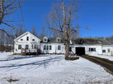 1017 Humphrey Road , Earlville, NY 13332