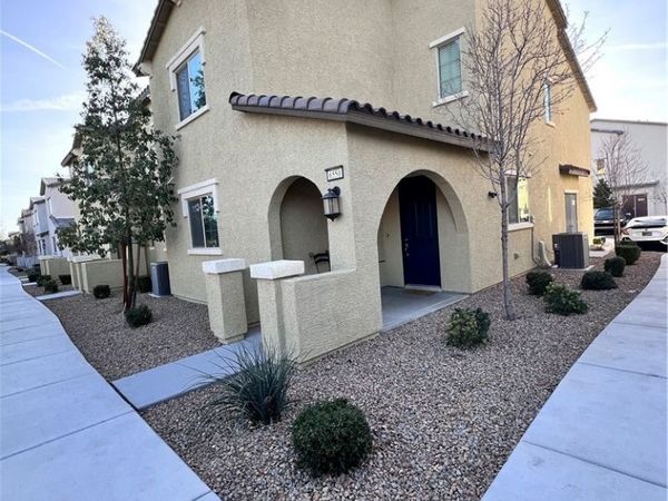 6550 Silver Estates Street , North Las Vegas, NV 89081