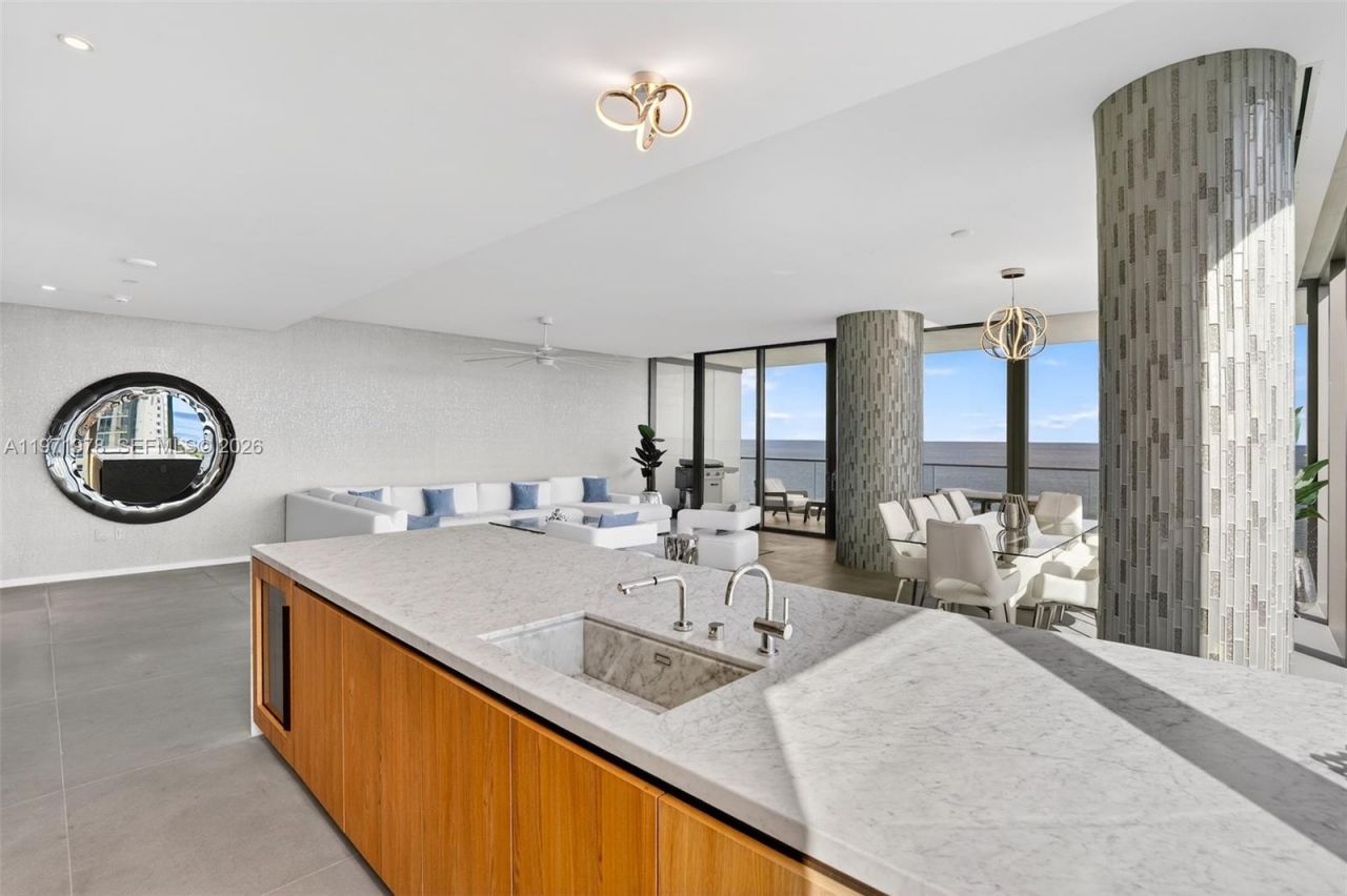 2000 S Ocean Dr , Unit 14B, Hallandale Beach, FL 33009 Photo