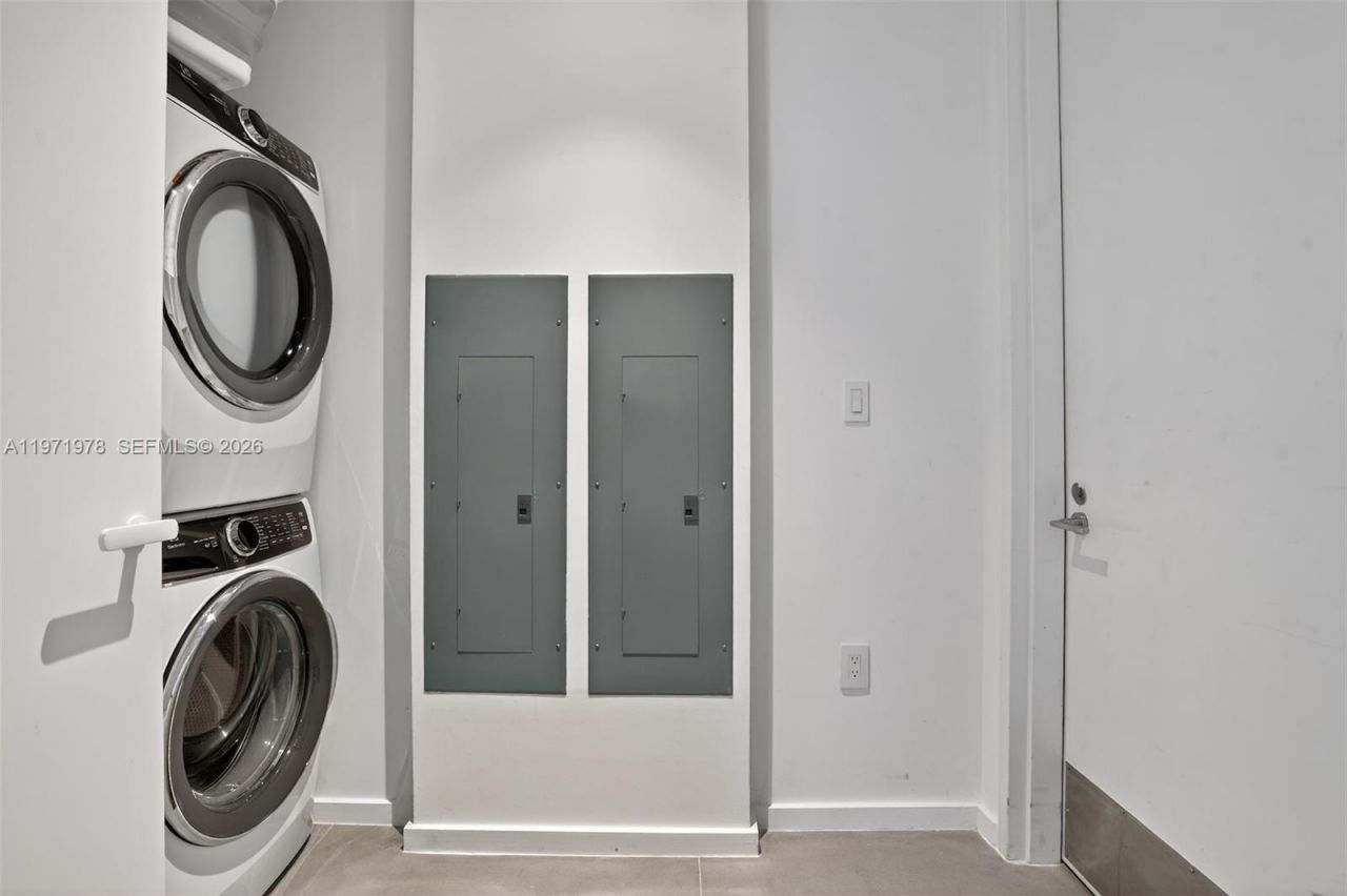 2000 S Ocean Dr , Unit 14B, Hallandale Beach, FL 33009 Photo