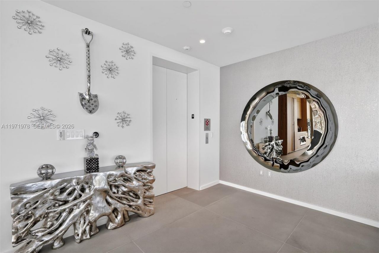 2000 S Ocean Dr , Unit 14B, Hallandale Beach, FL 33009 Photo