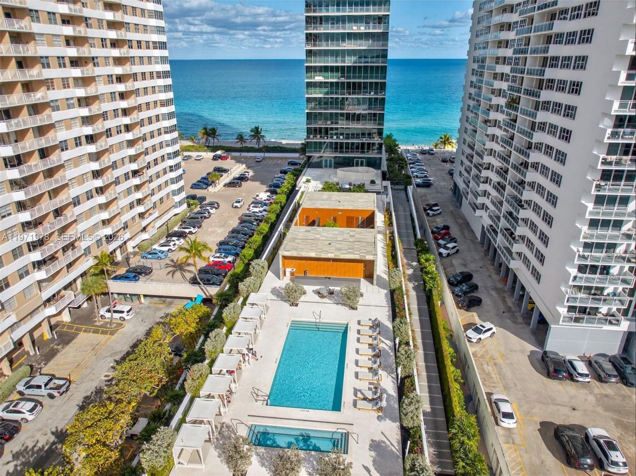 2000 S Ocean Dr , Unit 14B, Hallandale Beach, FL 33009 Photo