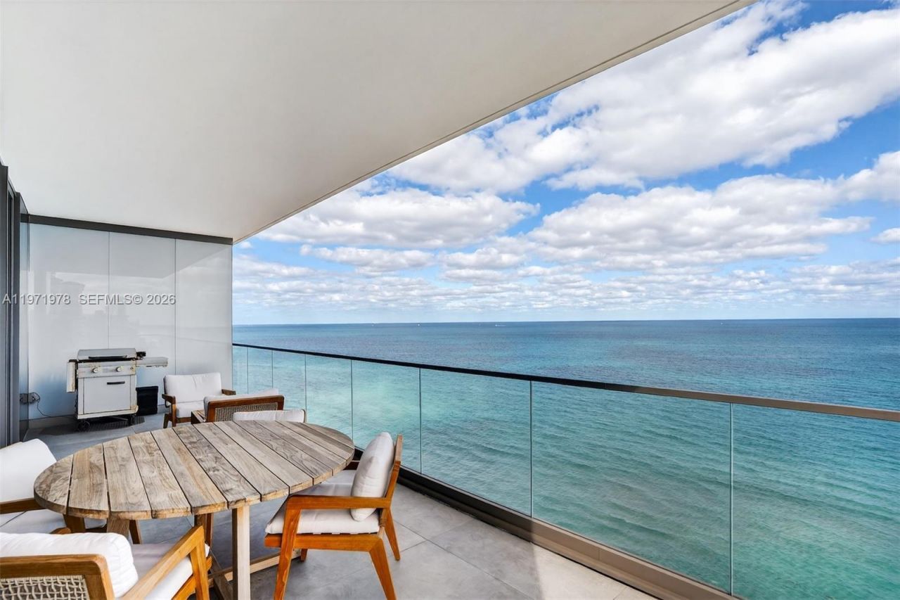 2000 S Ocean Dr , Unit 14B, Hallandale Beach, FL 33009 Photo